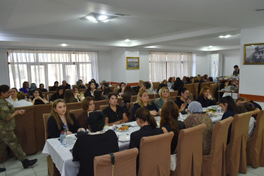 Təzə Pir məscidində şəhidlərimizin ruhuna ehsan süfrəsi açılıb