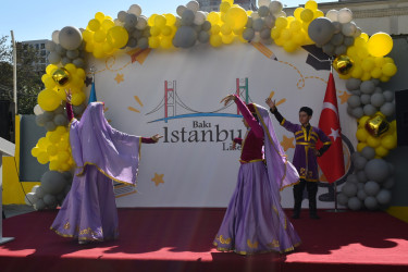 Şəhid övladının ilk dərs sevinci