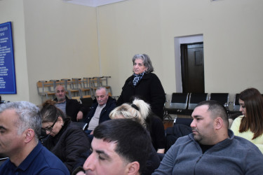 İcra Başçısı Yasamal sakinlərini dinlədi