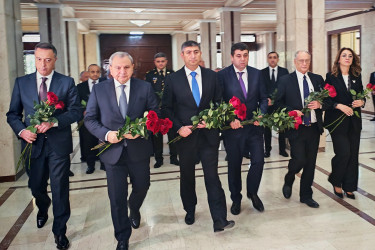 Yasamal rayonunda Prezident İlham Əliyevin Yeni Azərbaycan Partiyasının VIII Qurultayındakı nitqindən irəli gələn vəzifələr müzakirə olunub