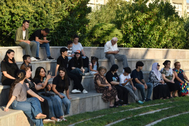 Yasamal rayonunda yay konsertləri davam edir