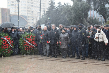 Yasamal rayon ictimaiyyəti  20 yanvar şəhidlərini yad edib