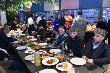 Yasamal Rayon İcra Hakimiyyətinin təşəbbüsü ilə iftar süfrəsi açılıb