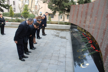 Yasamal rayonunun ictimaiyyəti Xocalı soyqırımının qurbanlarını yad edib