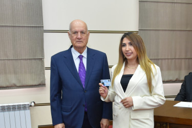 Yasamal rayonu Ulu Öndərin əziz xatirəsini uca tutur