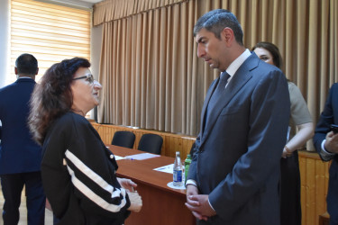 İcra Başçısı ərazidə sakinlərlə görüşdü,  problemlərinin həllinə dair göstərişlər verdi