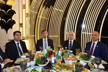Yasamal ictimaiyyəti Milli Qurtuluş Gününü qeyd edib