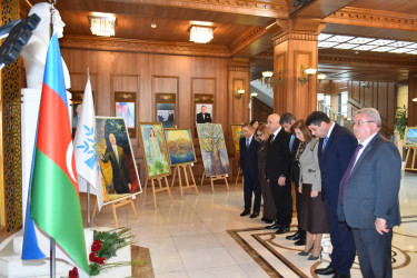 Yasamal rayonu Ulu Öndərin əziz xatirəsini uca tutur