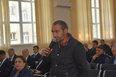 RİH Başçısı ərazidə Yasamal sakinləri ilə görüşdü, problem və qayğılarını dinlədi